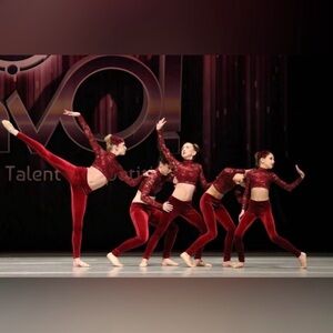 Kids Red Dance Costume Set